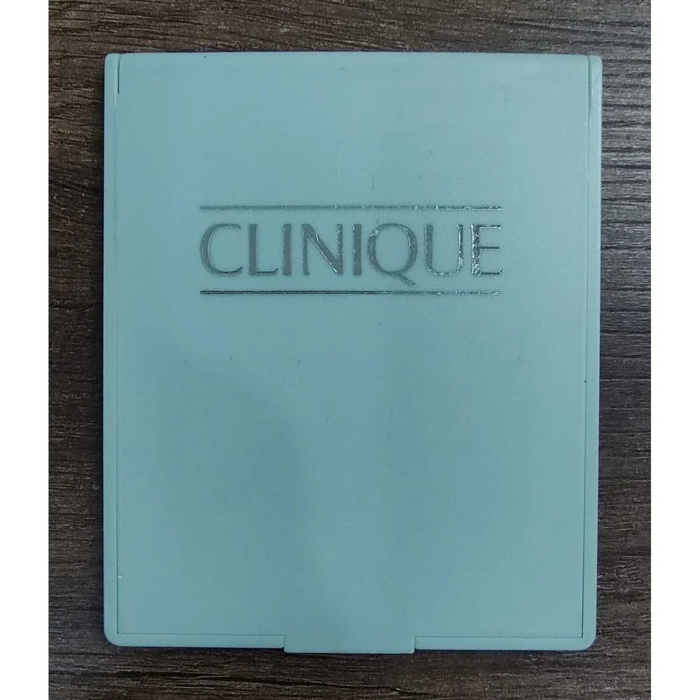 Vintage CLINIQUE COMPACT MIRROR Large Green Plastic Silver Full Logo D6
